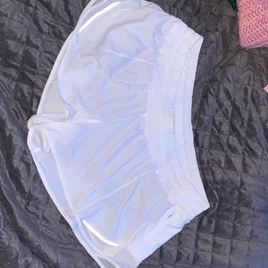 lululemon hotty hot lined shorts 2.5” size 12